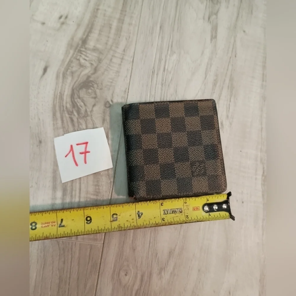 Authentic LOUIS VUITTON Damier Porte Monnaie  Wallet Brown